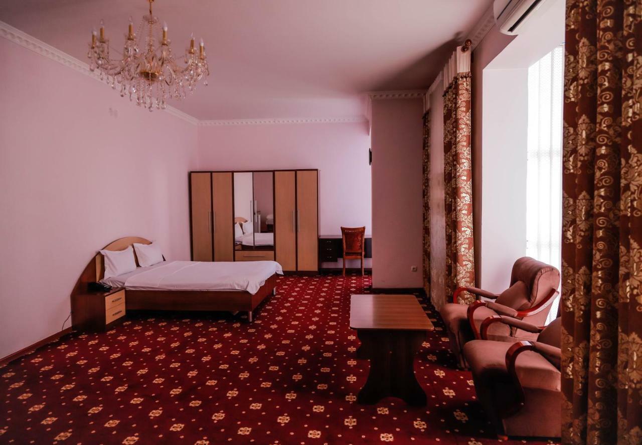 Sarvar Dušanbe Exteriér fotografie