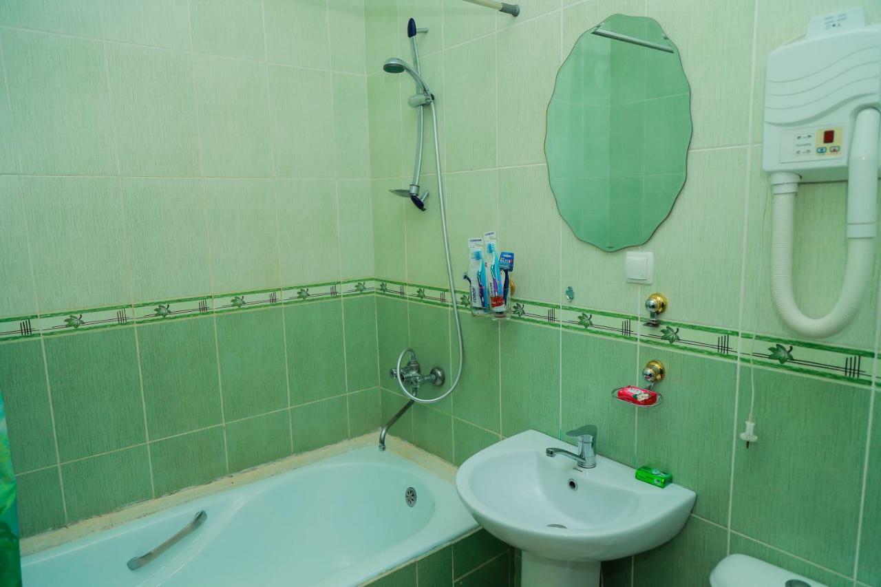 Sarvar Dušanbe Exteriér fotografie